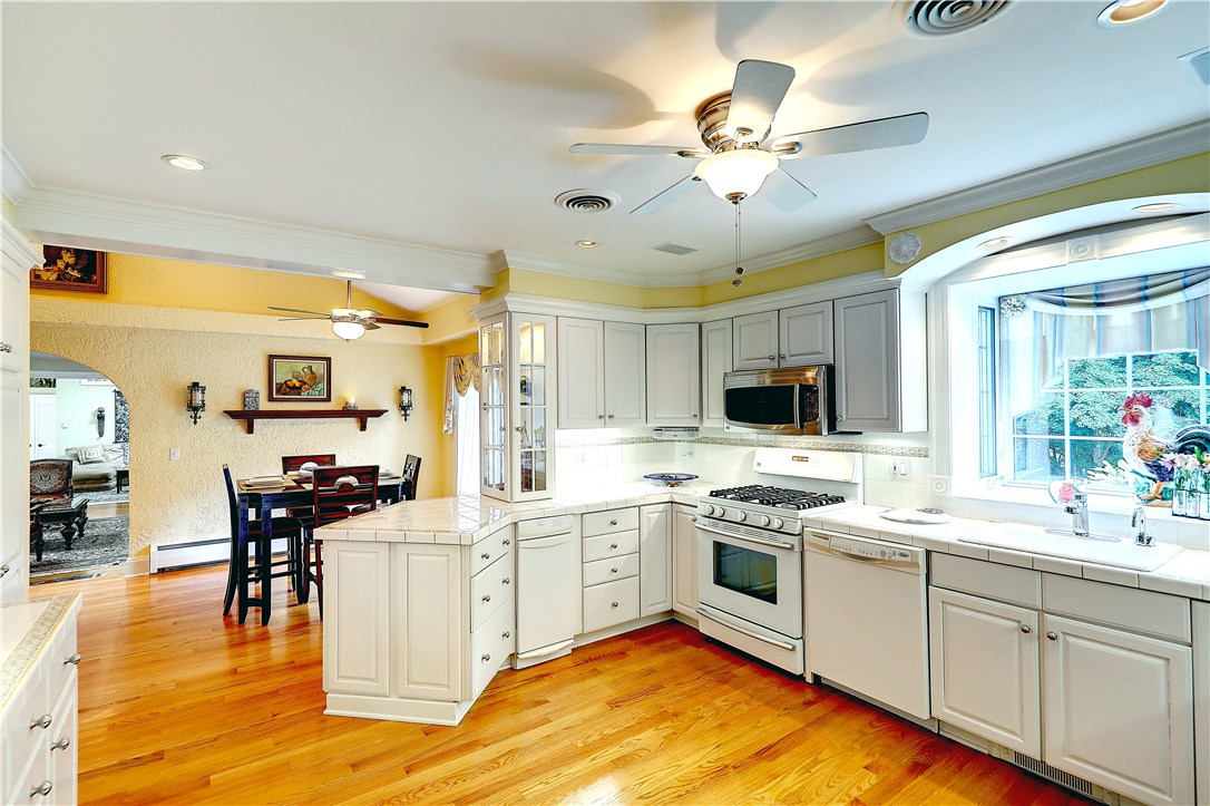 74 Cowesett Road Warwick, RI 02886 - Photo 24 of 39