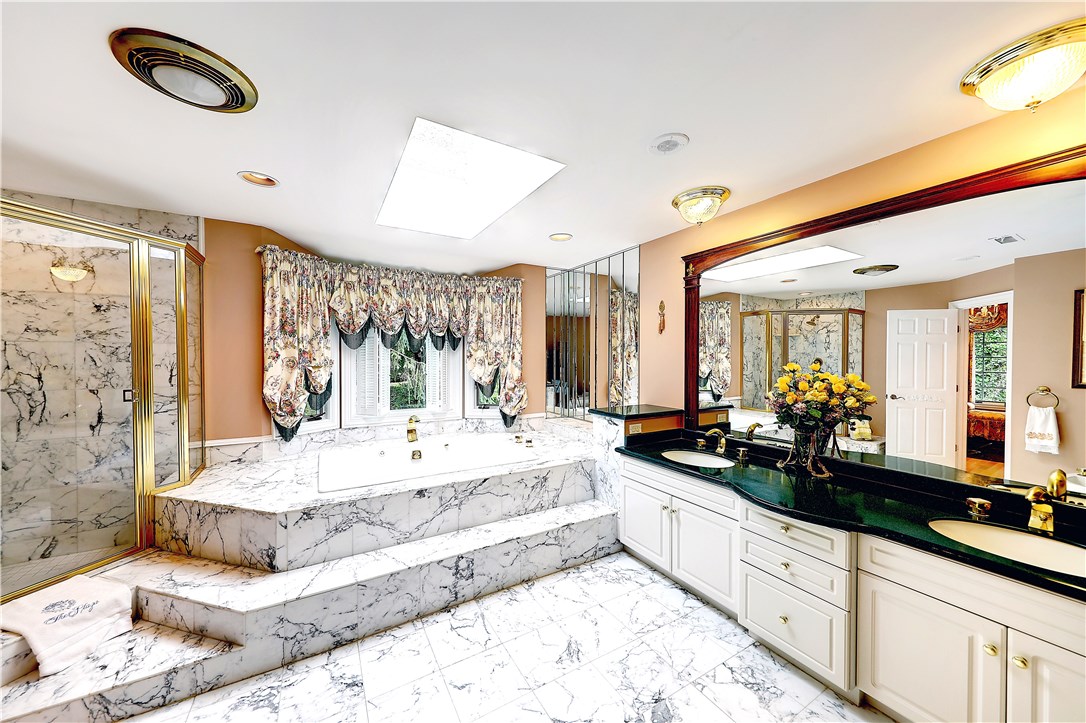 74 Cowesett Road Warwick, RI 02886 - Photo 34 of 39