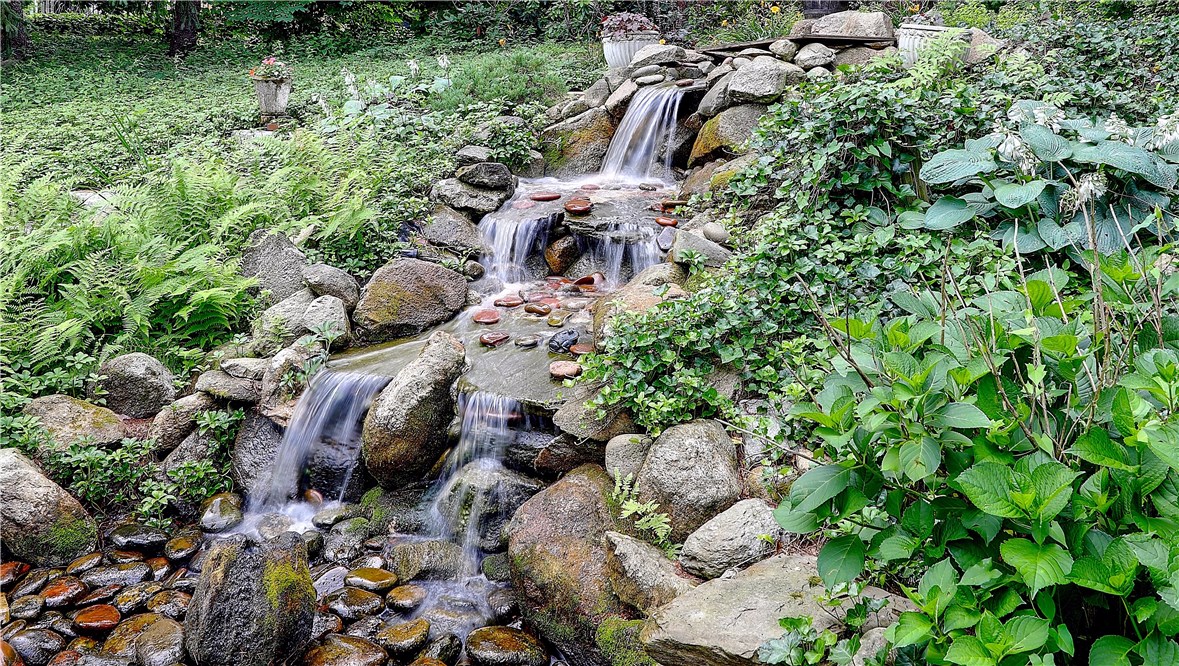 74 Cowesett Road Warwick, RI 02886 - Photo 8 of 39