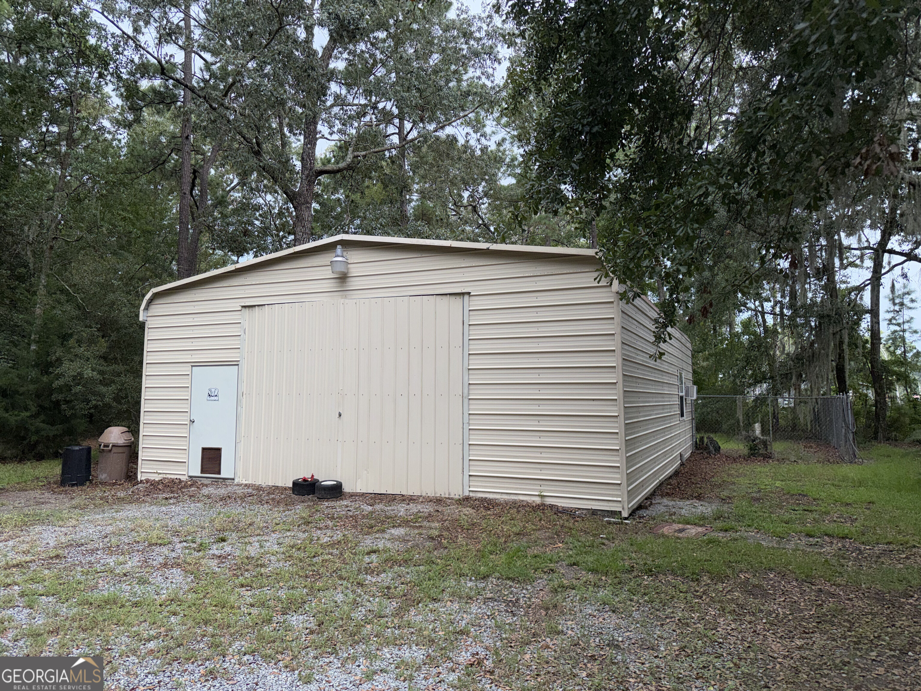 637 Kings Road Midway, GA 31320 - Photo 5 of 17 Gallery Image 5