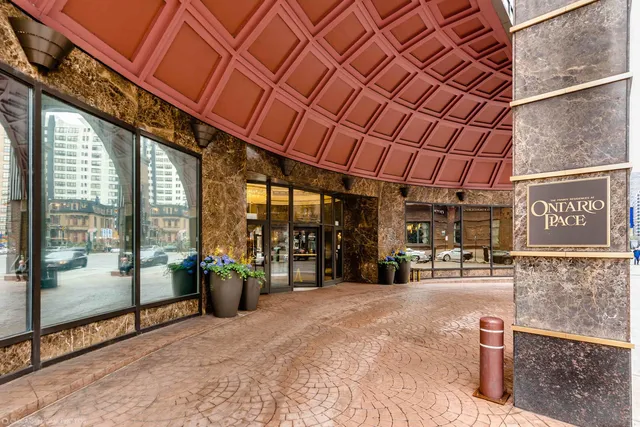 $255,000 | 10 East Ontario Street, Unit 3512, Chicago, IL 60611