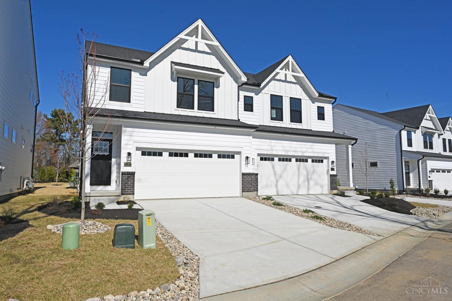 11707 Seven Gables Road Cincinnati, OH 45249 - Photo 2 of 51