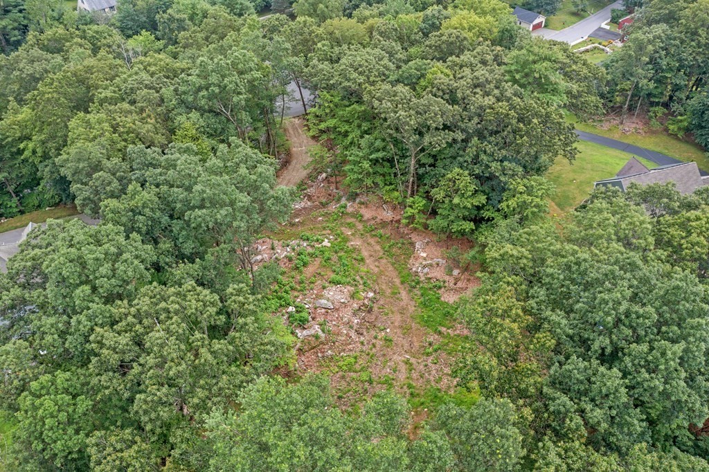 46 Oregon Road Southborough, MA 01772 - Photo 8 of 10 Gallery Image 8