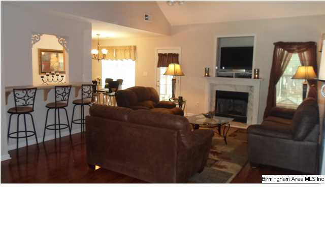 645 Meriweather Drive Calera, AL 35040 - Photo 8 of 29