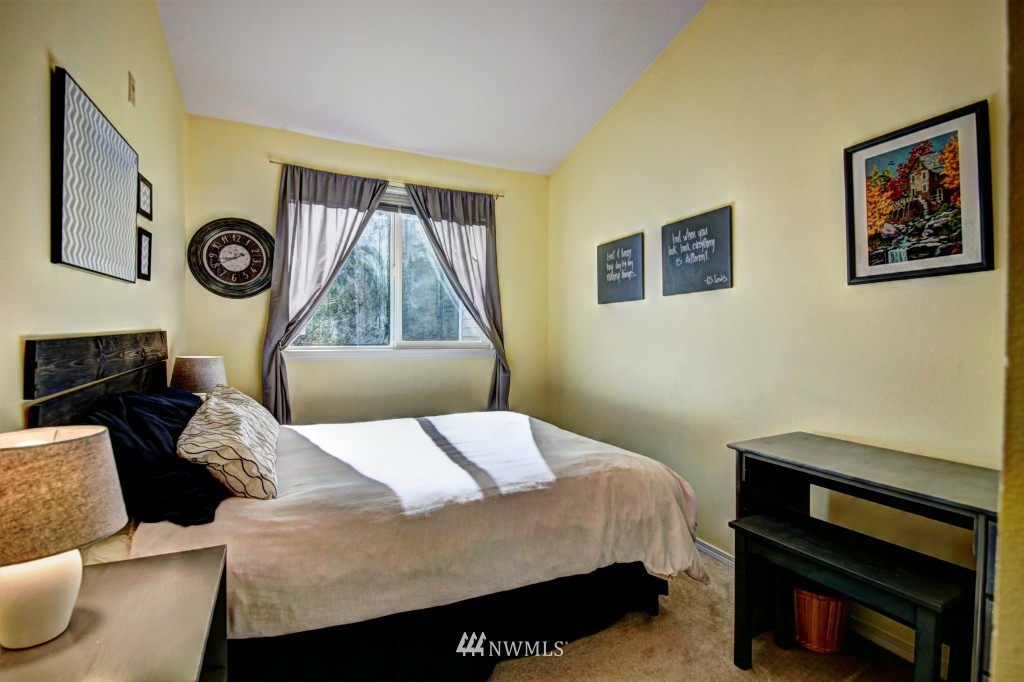 21616 9th Avenue Southeast, Unit 103 Bothell, WA 98021 - Photo 12 of 18