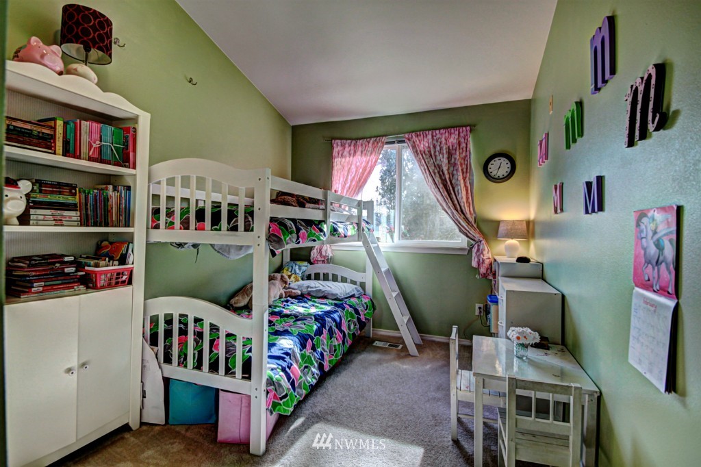 21616 9th Avenue Southeast, Unit 103 Bothell, WA 98021 - Photo 13 of 18