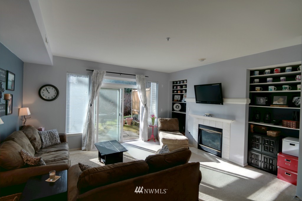 21616 9th Avenue Southeast, Unit 103 Bothell, WA 98021 - Photo 4 of 18
