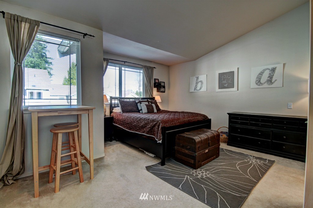 21616 9th Avenue Southeast, Unit 103 Bothell, WA 98021 - Photo 9 of 18