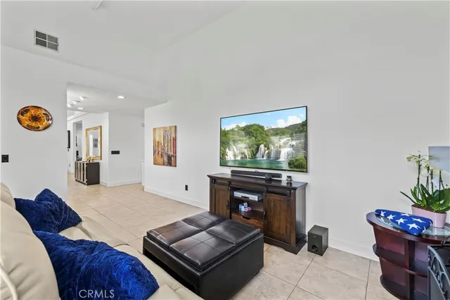 $899,000 | 22047 Conway Place, Saugus, CA 91350