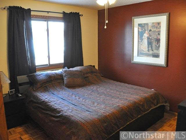 4412 Cinnamon Ridge Trail Eagan, MN 55122 - Photo 5 of 12 Gallery Image 5