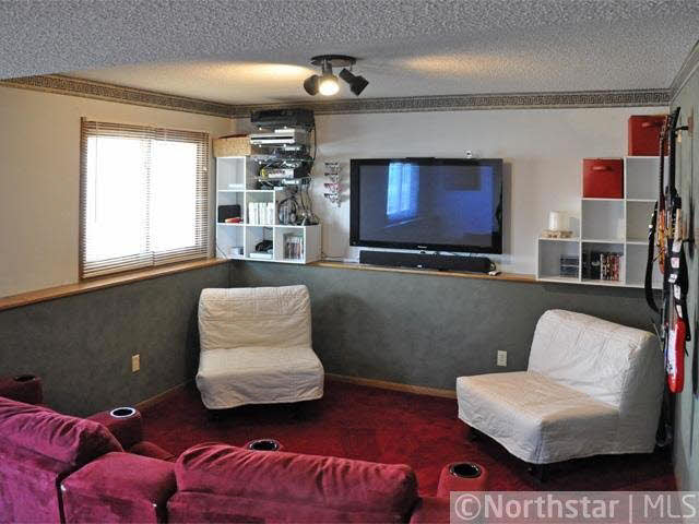 4412 Cinnamon Ridge Trail Eagan, MN 55122 - Photo 8 of 12 Gallery Image 8