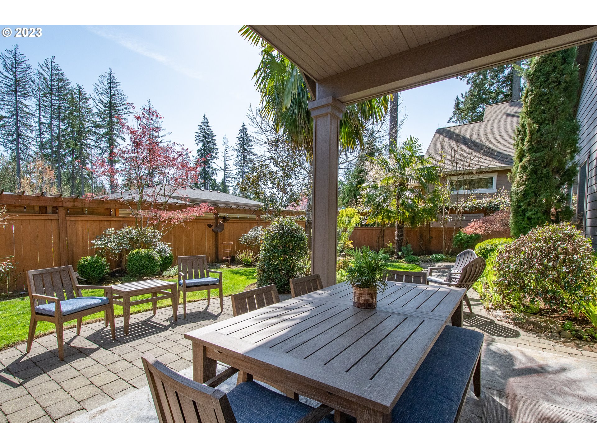 12918 Southwest Sevilla Avenue Portland, OR 97223 - Photo 35 of 44 an outdoor view with patio