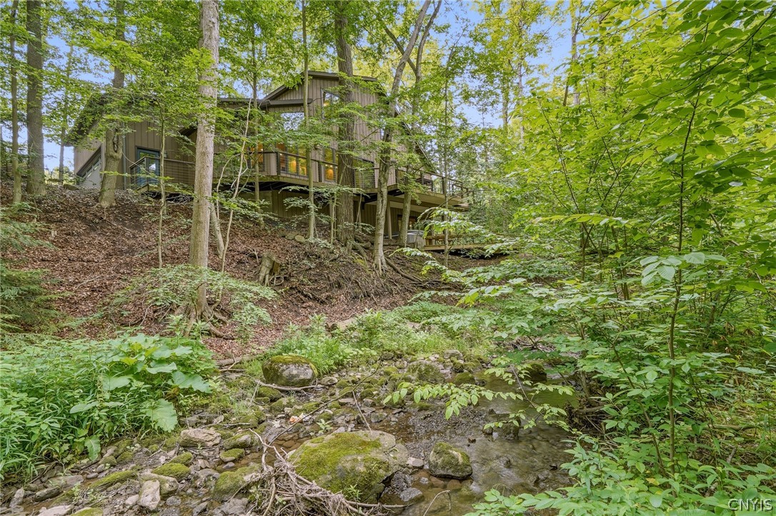 4327 Cedarvale Road Onondaga, NY 13215 - Photo 4 of 48