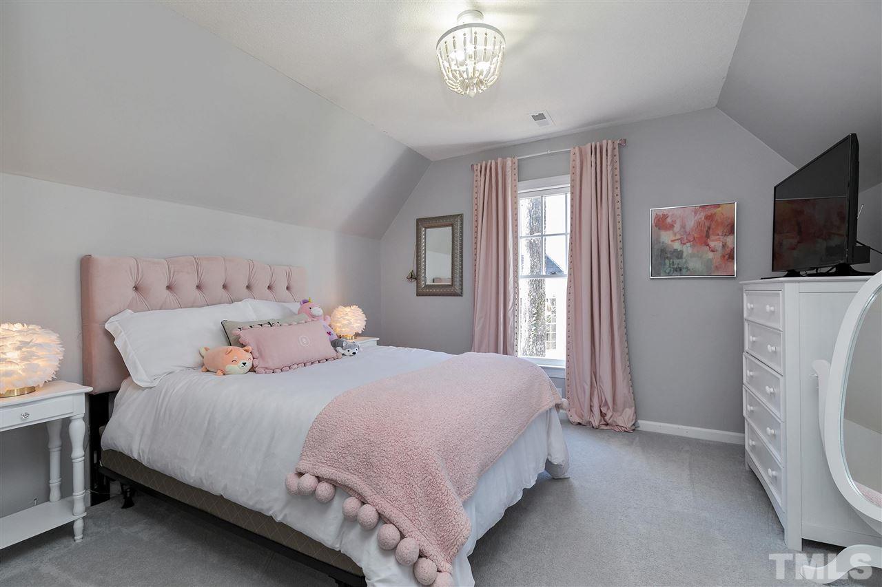 2009 Chichester Court Raleigh, NC 27615 - Photo 16 of 27