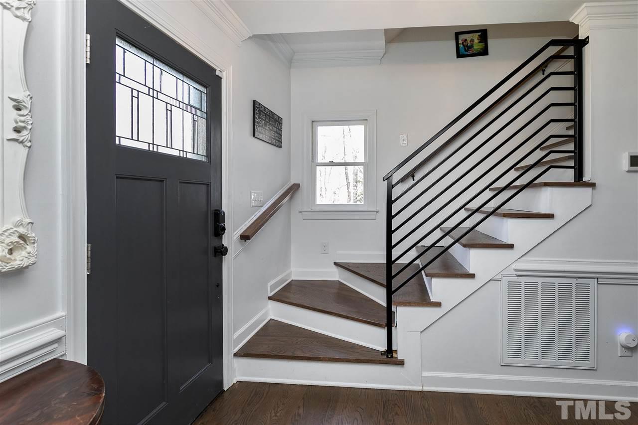 2009 Chichester Court Raleigh, NC 27615 - Photo 3 of 27