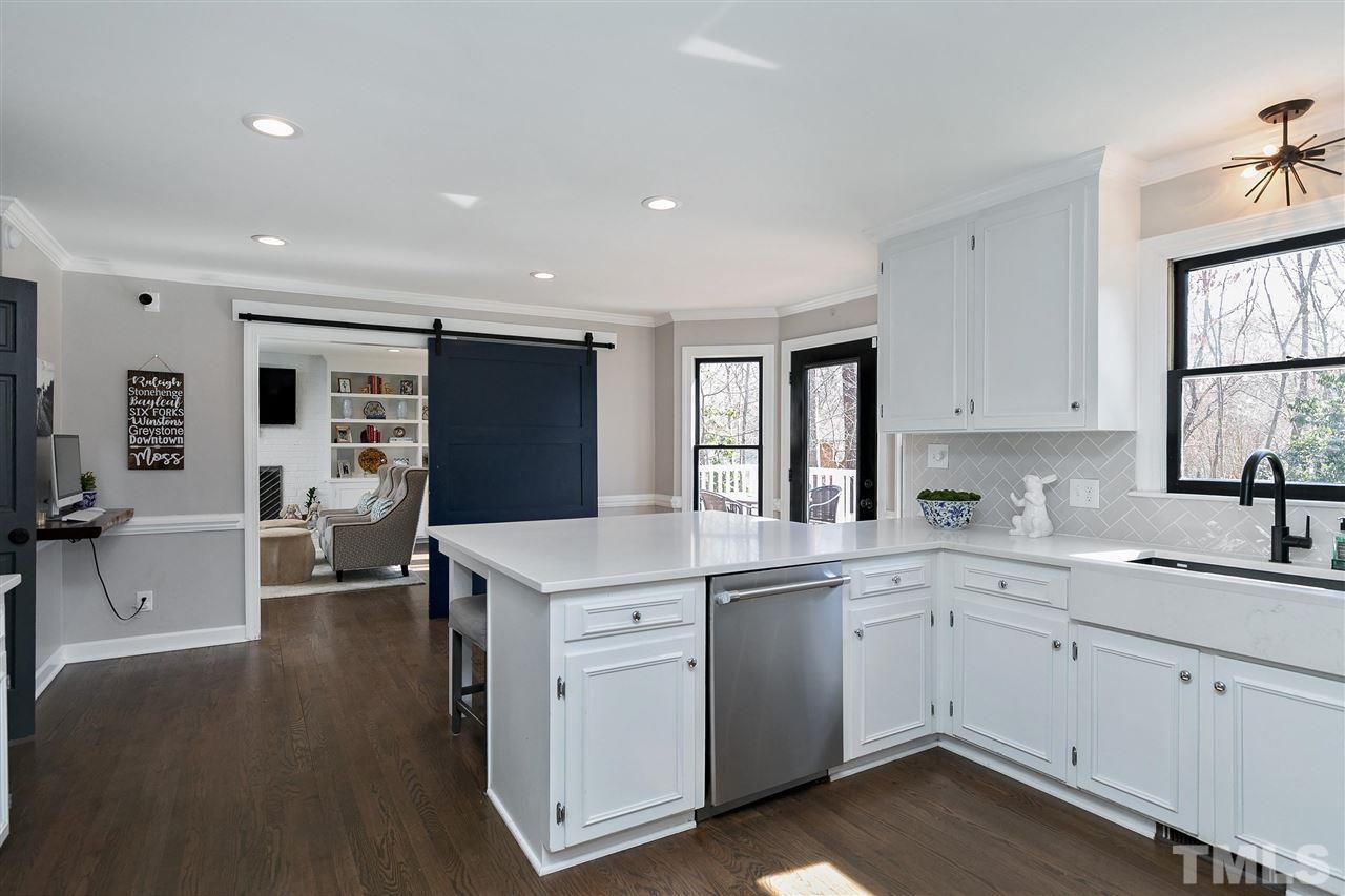 2009 Chichester Court Raleigh, NC 27615 - Photo 8 of 27