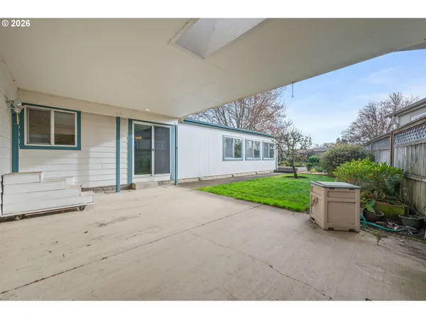 $139,000 | 4055 Royal Avenue, Unit 30, Eugene, OR 97402