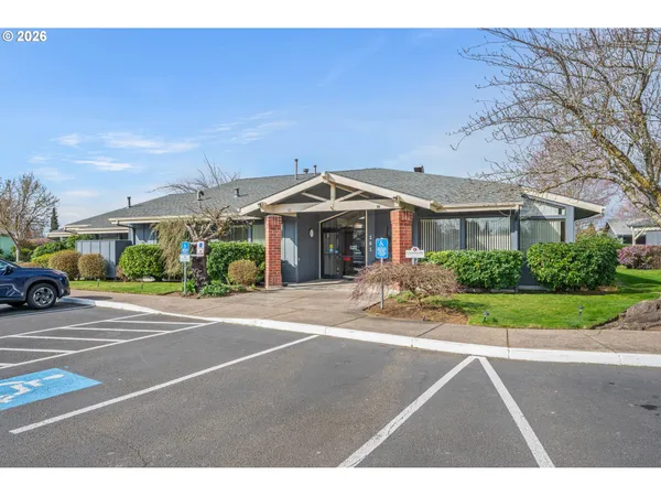 $139,000 | 4055 Royal Avenue, Unit 30, Eugene, OR 97402