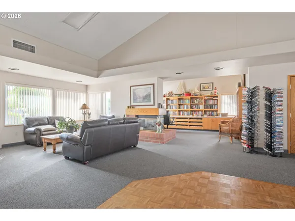 $139,000 | 4055 Royal Avenue, Unit 30, Eugene, OR 97402