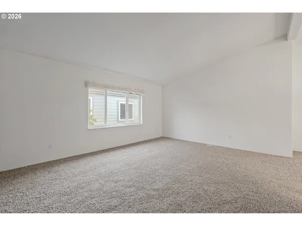 $139,000 | 4055 Royal Avenue, Unit 30, Eugene, OR 97402