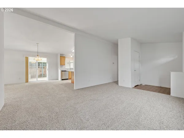 $139,000 | 4055 Royal Avenue, Unit 30, Eugene, OR 97402