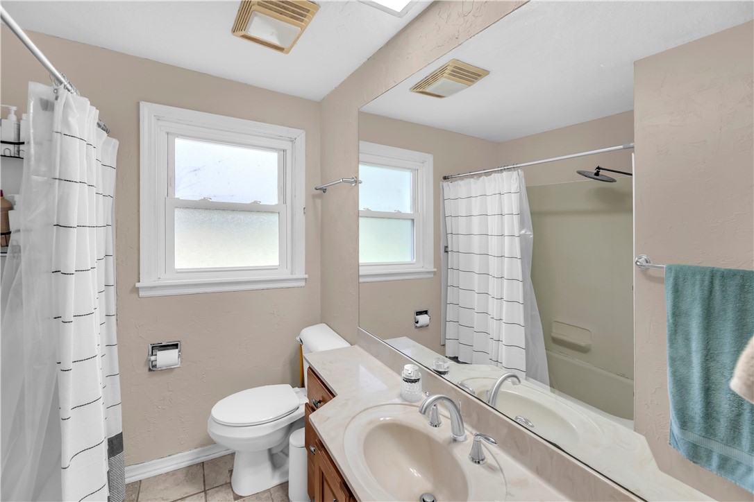 2234 Hawthorne Drive Decatur, IL 62521 - Photo 19 of 26
