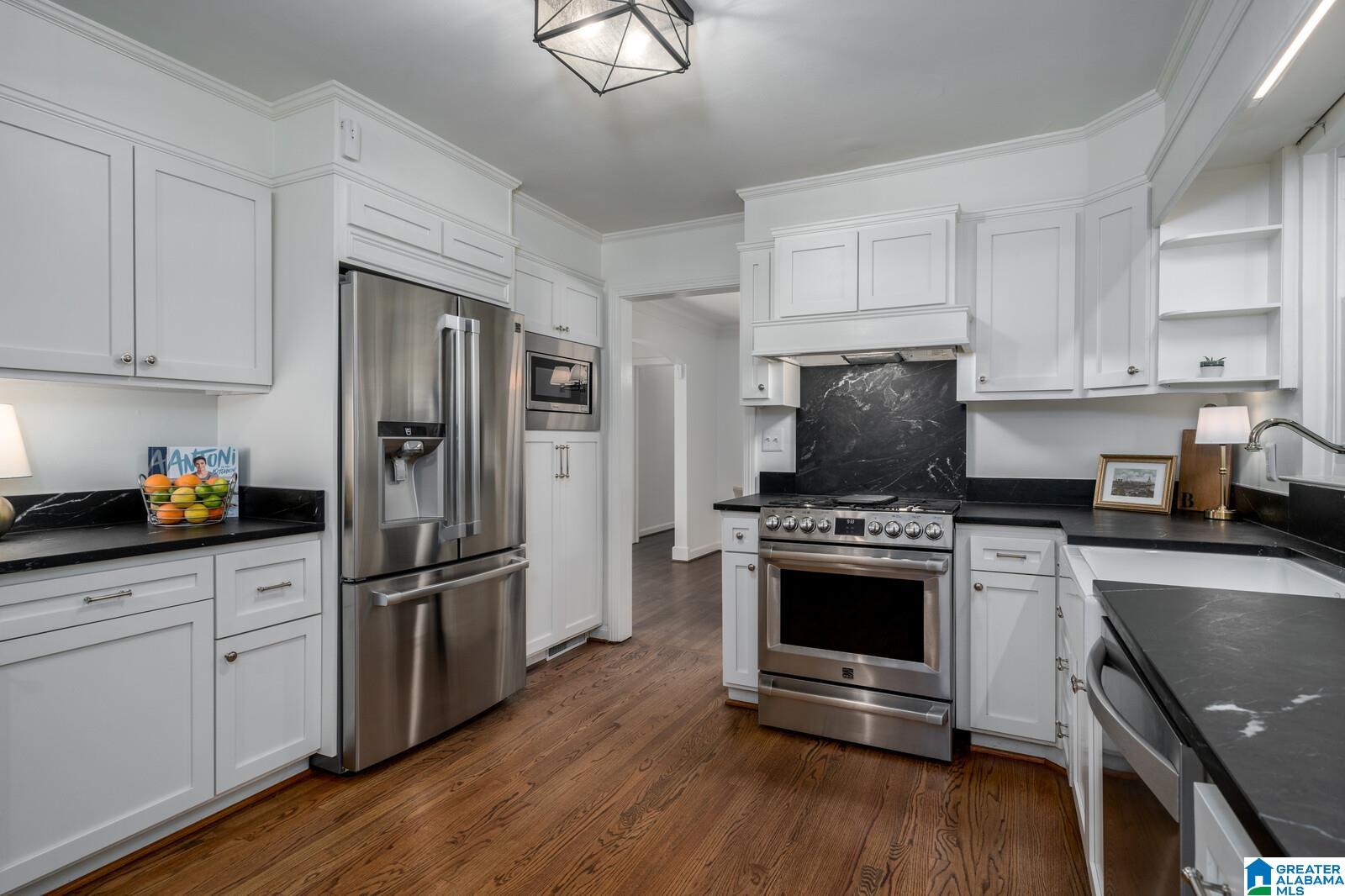 700 Briscoe Road Birmingham, AL 35209 - Photo 18 of 51
