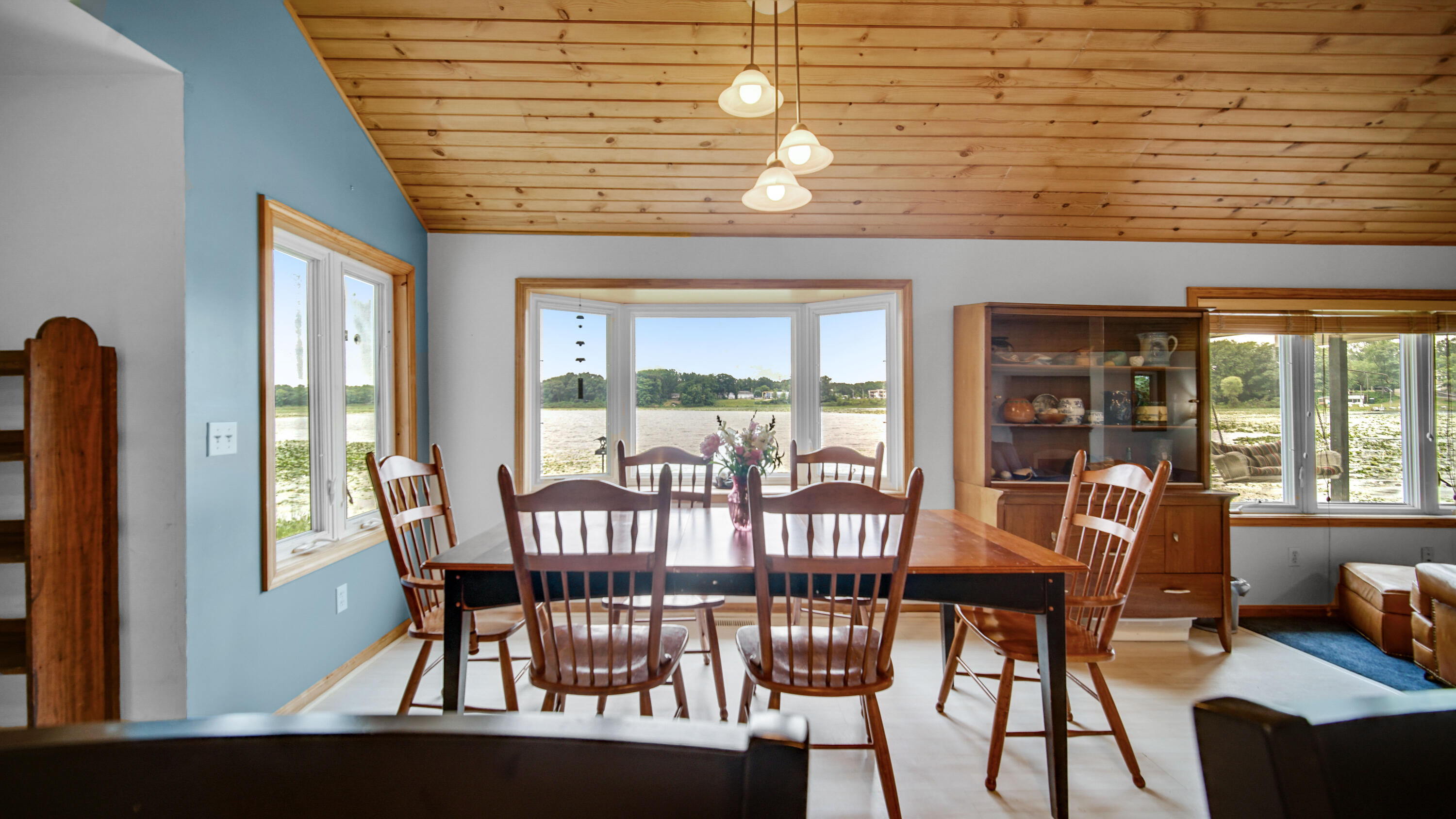 1556 West Severs Road La Porte, IN 46350 - Photo 18 of 32 3000x1688