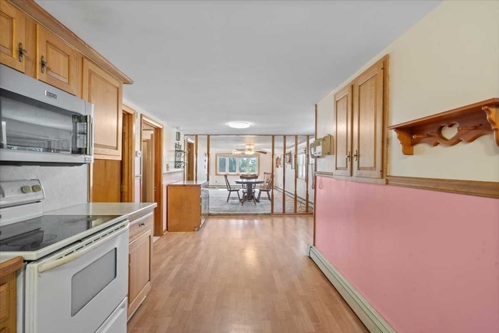 11 Pocono Road Worcester, MA 01605 - Photo 9 of 32