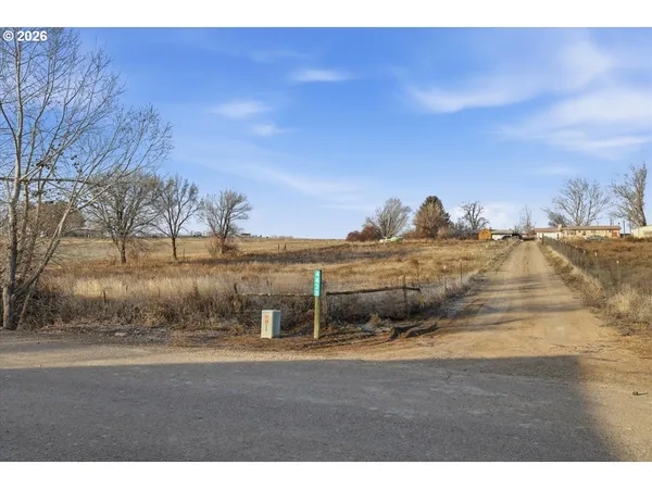 $320,000 | 4429 Oak Road, Ontario, OR 97914