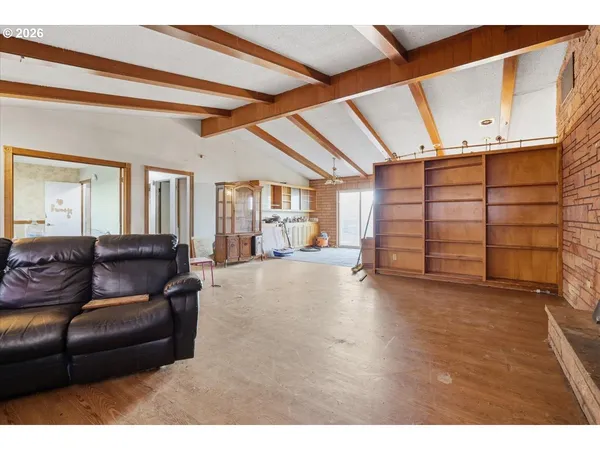 $320,000 | 4429 Oak Road, Ontario, OR 97914