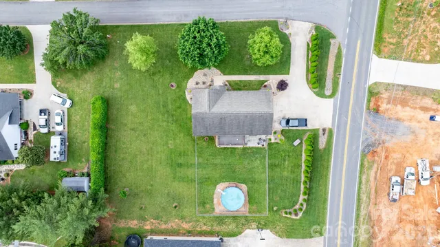 $325,000 | 5750 Ellenwood Road, Granite Falls, NC 28630