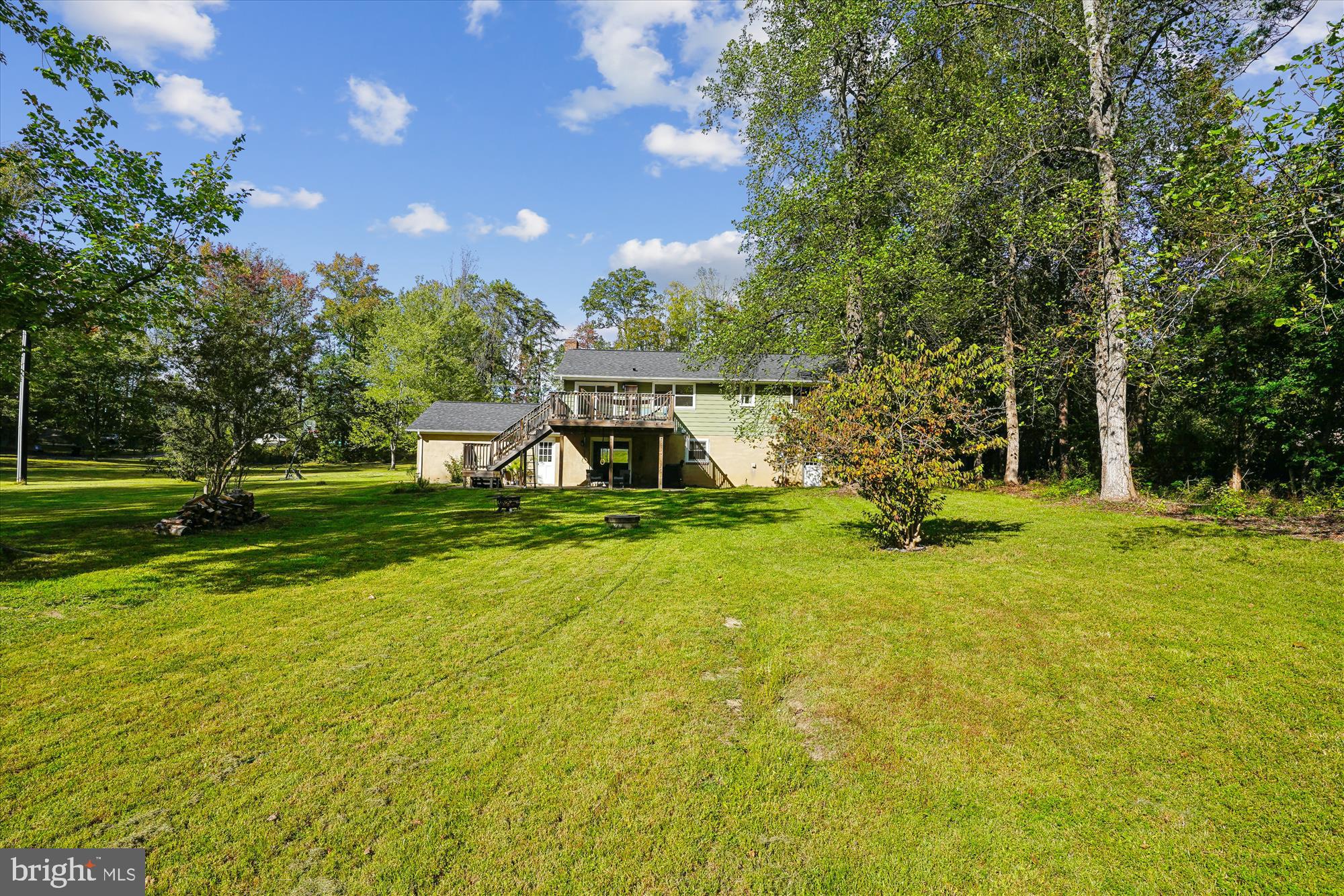 138 Courthouse Road Stafford, VA 22554 - Photo 24 of 29 a house view with a garden space