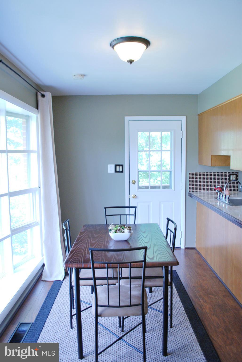 6419 Deepford Street Springfield, VA 22150 - Photo 15 of 30 Kitchen