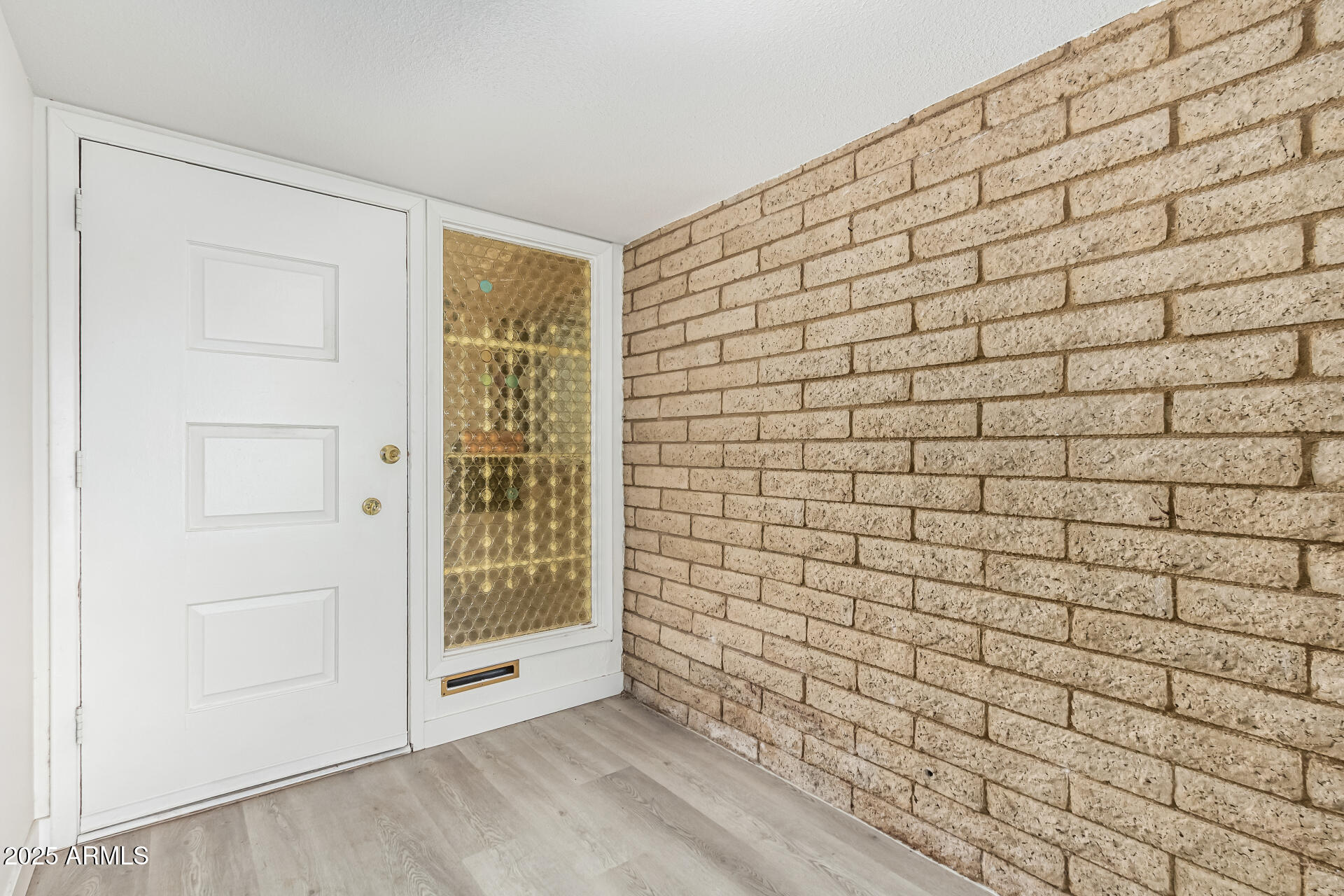 1905 East Cairo Drive Tempe, AZ 85282 - Photo 5 of 26 08 Cairo