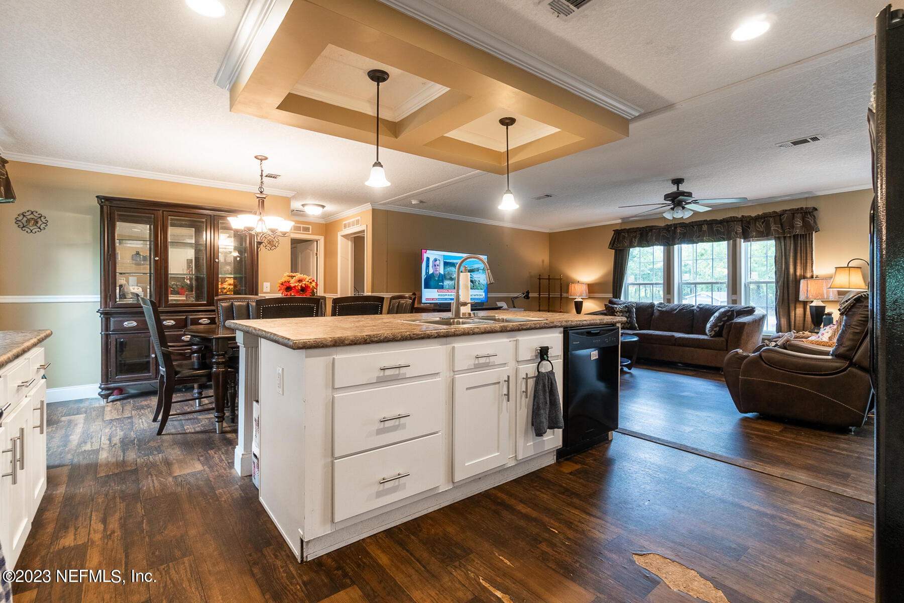 4671 Monroe Smith Road Jacksonville, FL 32210 - Photo 8 of 29 Kitchen b (2)