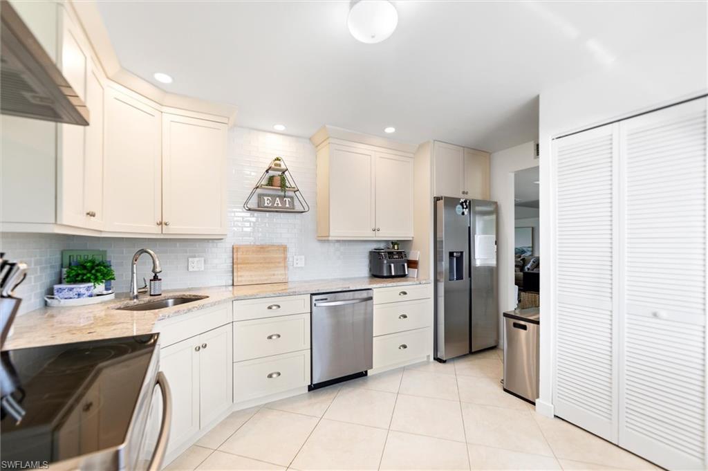 249 Memory Lane, Unit 4 Naples, FL 34112 - Photo 12 of 34