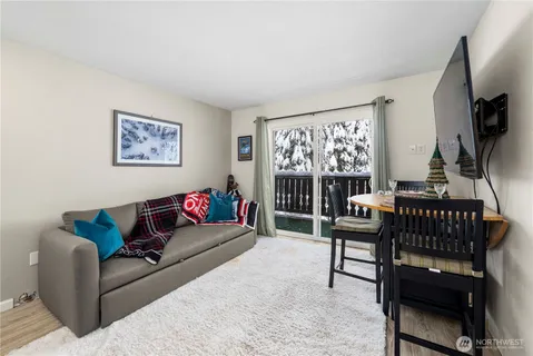$290,000 | 74 Erste Street, Unit 1205, Snoqualmie Pass, WA 98068