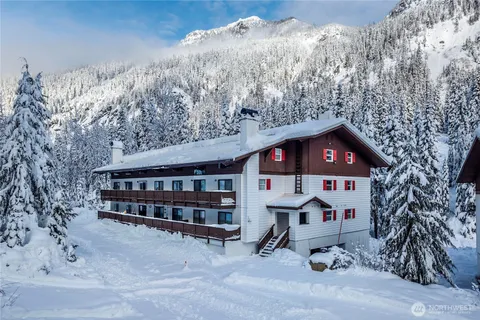 $290,000 | 74 Erste Street, Unit 1205, Snoqualmie Pass, WA 98068