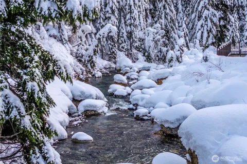 $290,000 | 74 Erste Street, Unit 1205, Snoqualmie Pass, WA 98068