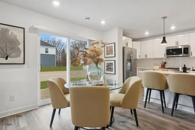 $376,485 | 14994 Adare Way, Rosemount, MN 55068