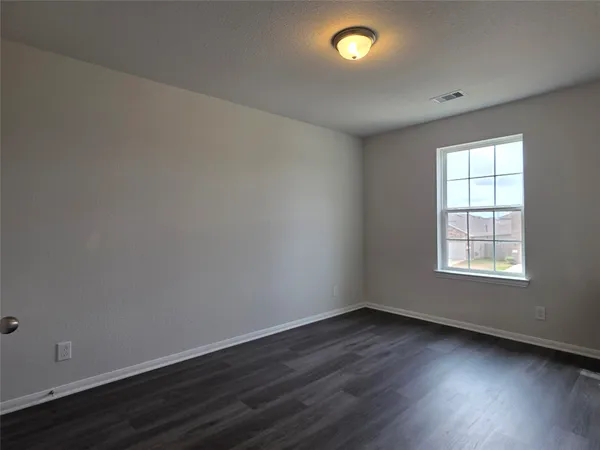 $2,300 | 3414 Riverside Glen Lane, Richmond, TX 77469