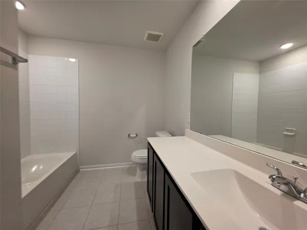 $2,300 | 3414 Riverside Glen Lane, Richmond, TX 77469