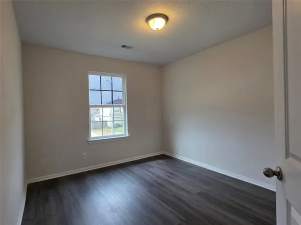 $2,300 | 3414 Riverside Glen Lane, Richmond, TX 77469