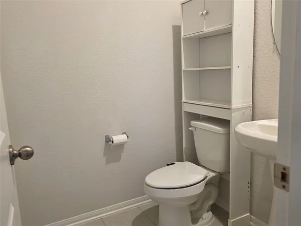 $2,300 | 3414 Riverside Glen Lane, Richmond, TX 77469