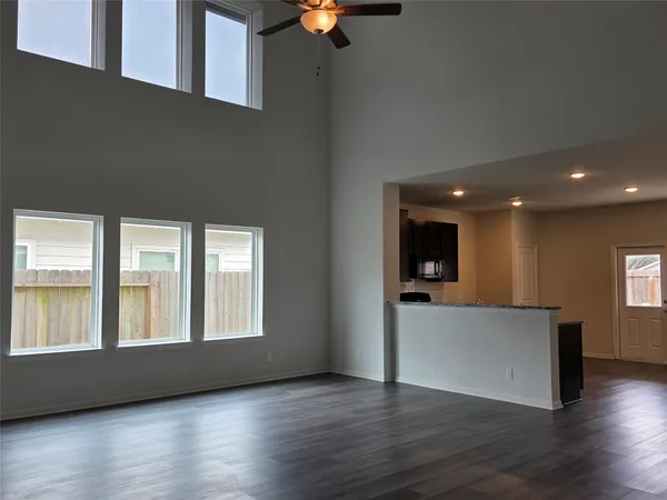 $2,300 | 3414 Riverside Glen Lane, Richmond, TX 77469
