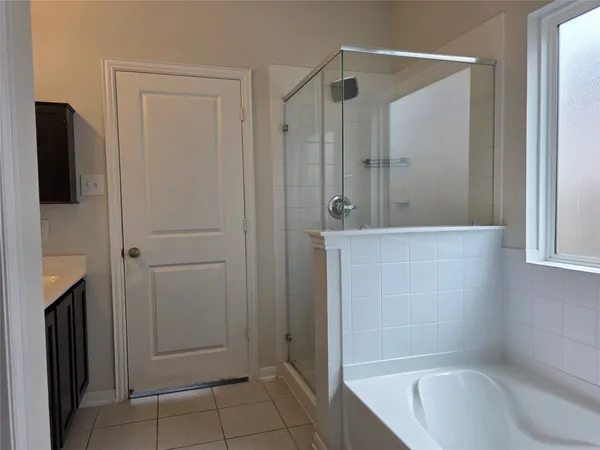 $2,300 | 3414 Riverside Glen Lane, Richmond, TX 77469