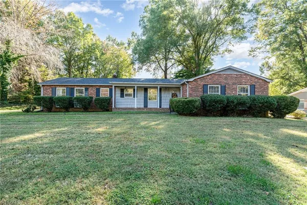 $252,000 | 1920 Echo Trail, Pfafftown, NC 27040