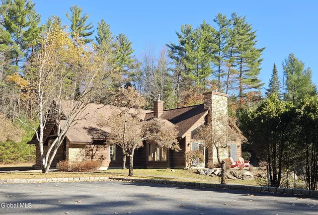 $59,900 | 183 Mountain Path, Johnsburg, NY 12853