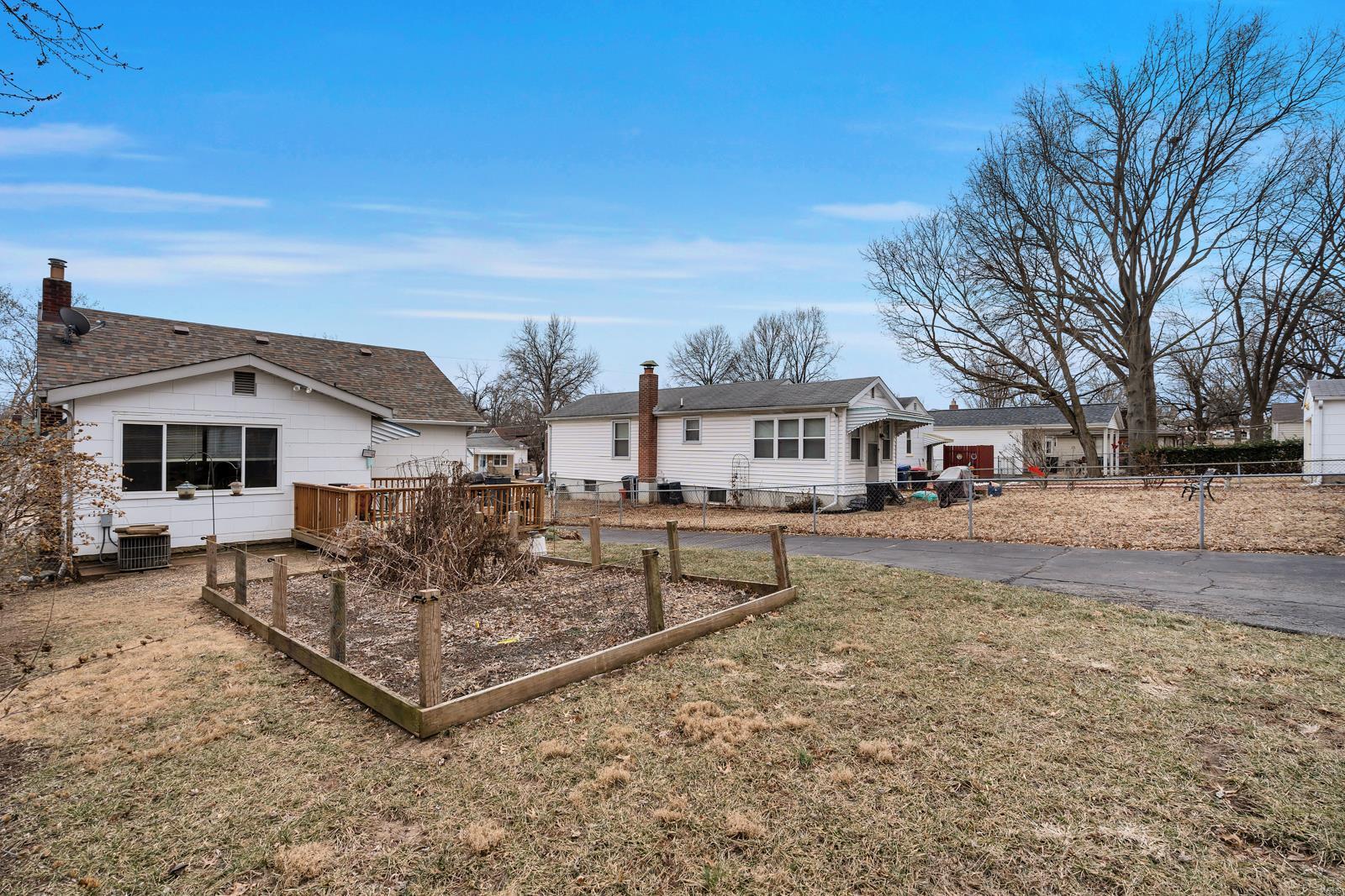819 Reed Avenue St. Louis, MO 63125 - Photo 2 of 17 Gallery Image 2